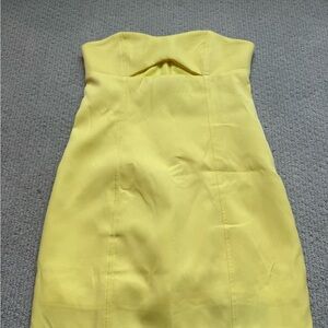 Elegant Yellow Strapless Dress